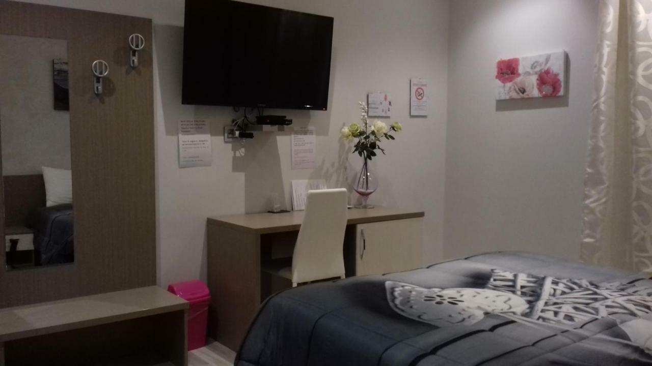 B&B Tre Passi Verona Exteriör bild
