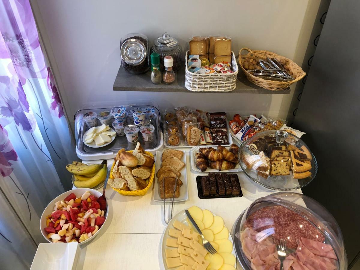 B&B Tre Passi Verona Exteriör bild